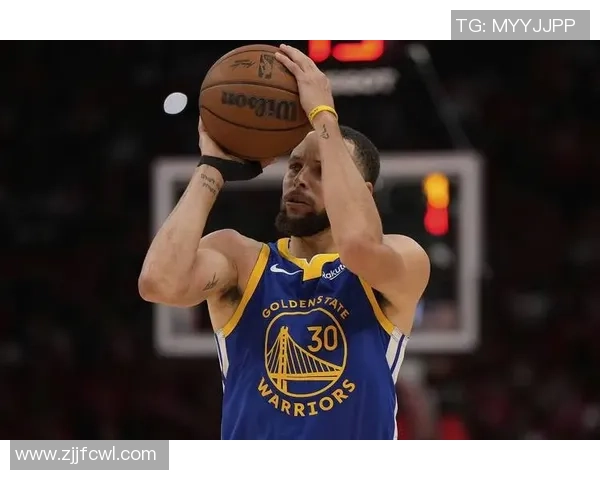 库里三分球总数突破四千大关创造历史新纪录成为联盟传奇第一人